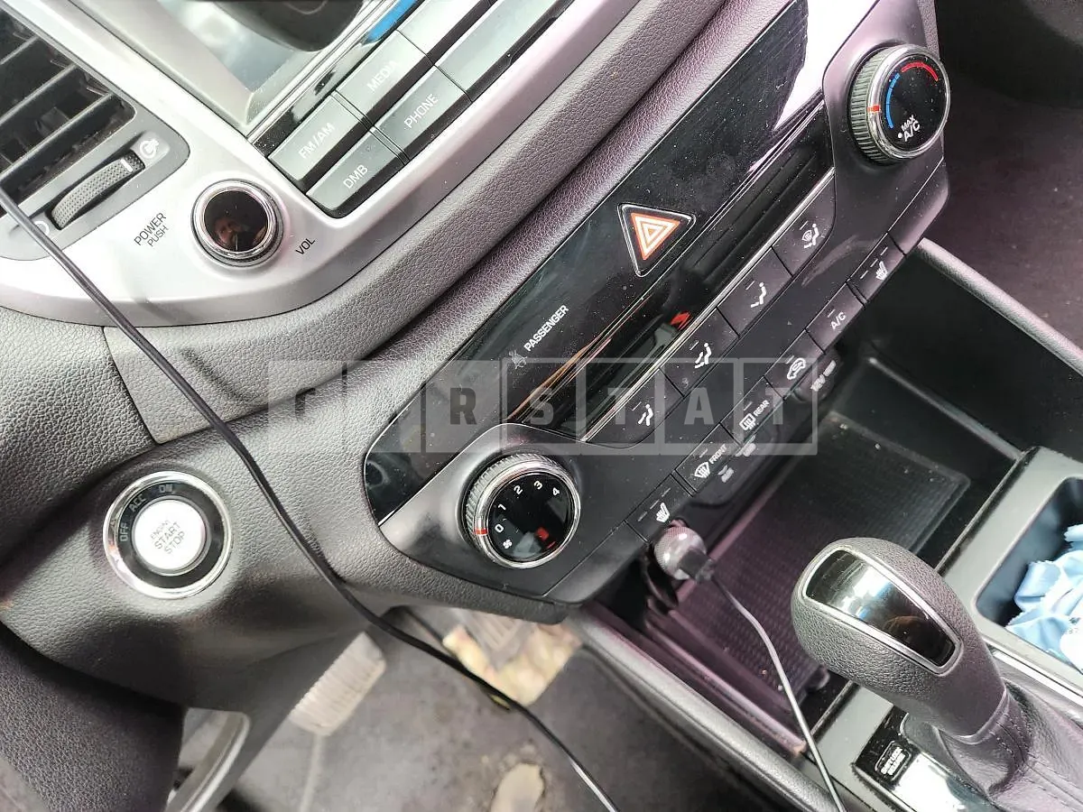 Photo 2 of 17: 2015 Hyundai Tucson 2.0 — Korean insurance auction