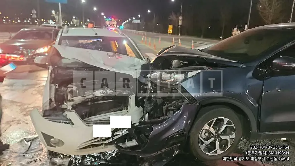 Photo 2 of 3: 2019 Kia Sportage — Korean insurance auction