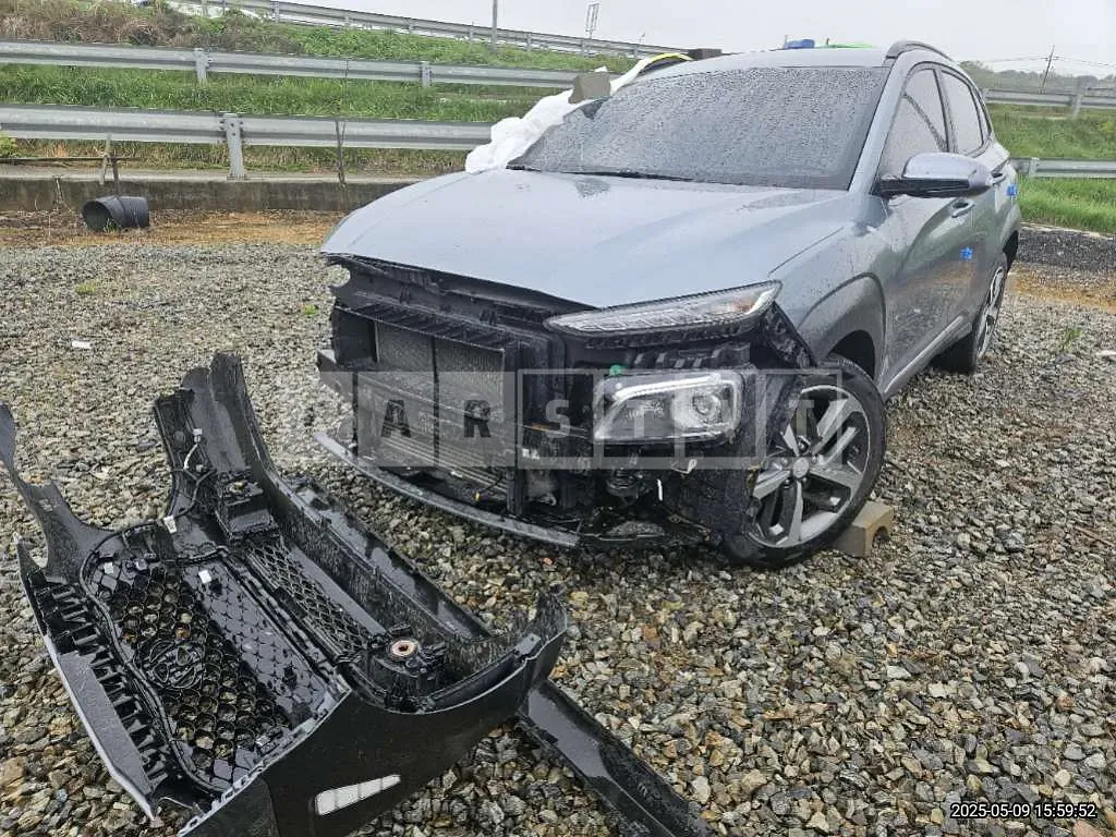Photo 2 of 11: 2018 Hyundai Kona 1.6 (4WD) — Korean insurance auction