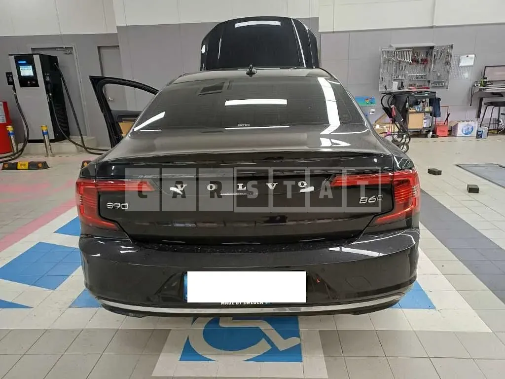 Photo 2 of 21: 2021 Volvo S90B6 AWD — Korean insurance auction