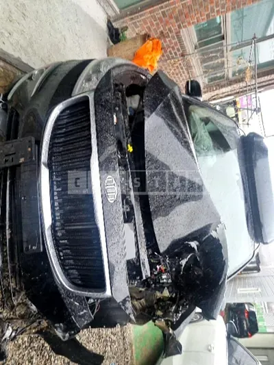 Photo 1 of 22: 2016 Kia Carnival High Limousine, VIN KNAME81ABGS238112 — Korean insurance auction