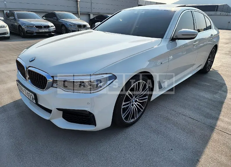 Photo 2 of 41: 2019 BMW 530i xDrive M Sport Package Plus, VIN WBAJD9100KWW51069 — Korean insurance auction