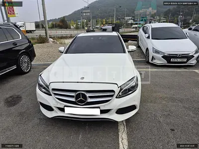 Photo 1 of 16: 2018 Mercedes-Benz C350e, VIN WDDWF4HB1JR406488 — Korean insurance auction