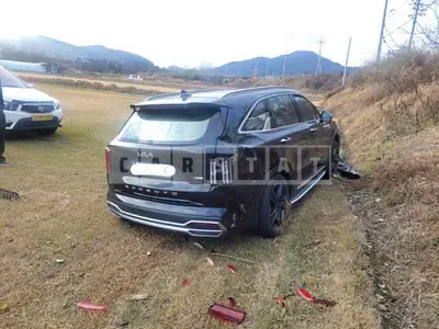 Photo 1 of 9: 2022 Kia Sorento, VIN KNARM81GBNA119224 — Korean insurance auction