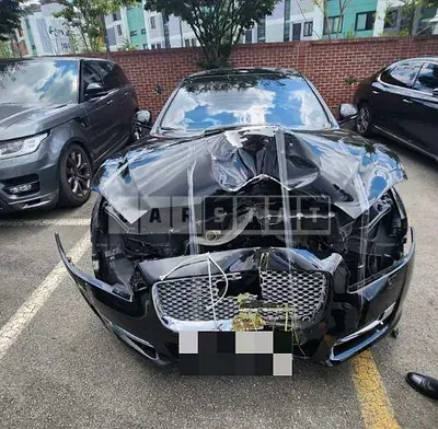 Photo 1 of 10: 2019 Jaguar XJ 3.0d — Korean insurance auction