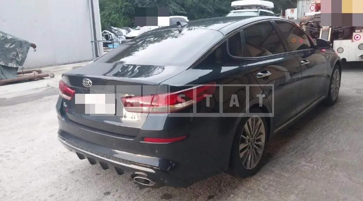 Photo 2 of 5: 2019 Kia K5 — Korean insurance auction