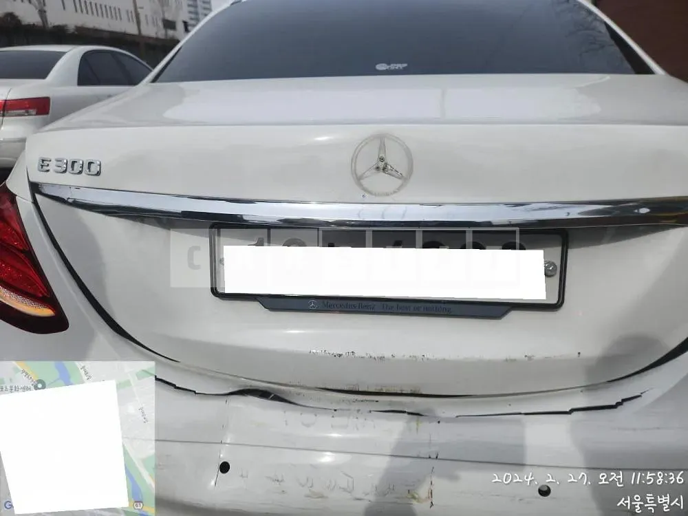 Photo 2 of 6: 2019 Mercedes-Benz E300 4Matic, VIN WDDZF4KBXKA650212 — Korean insurance auction