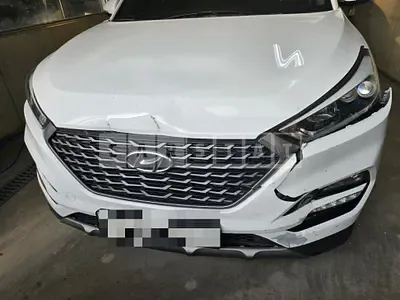 Photo 1 of 17: 2016 Hyundai Tucson 1.7 — Korean insurance auction