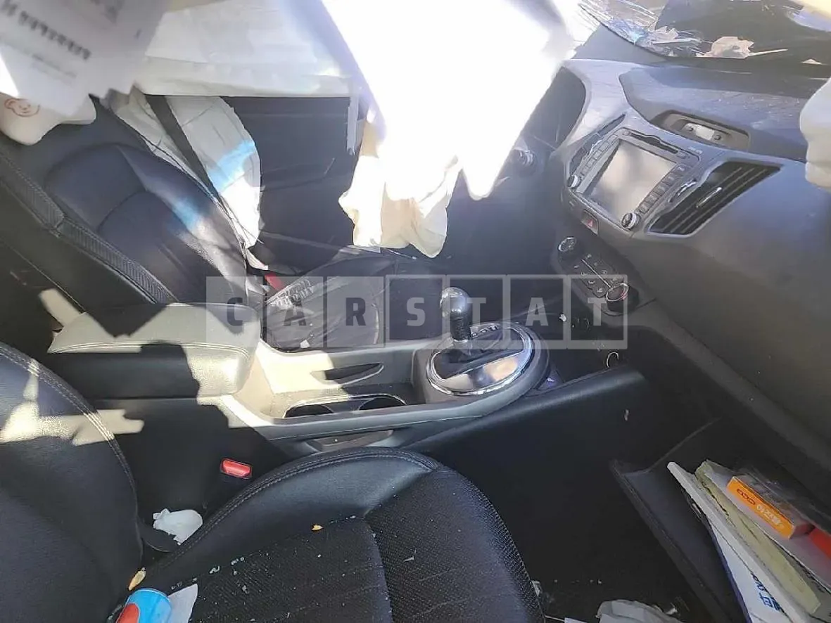 Photo 2 of 12: 2014 Kia Sportage, VIN KNAPC813BFK721766 — Korean insurance auction