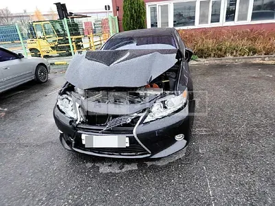 Photo 1 of 4: 2014 Lexus ES300h — Korean insurance auction