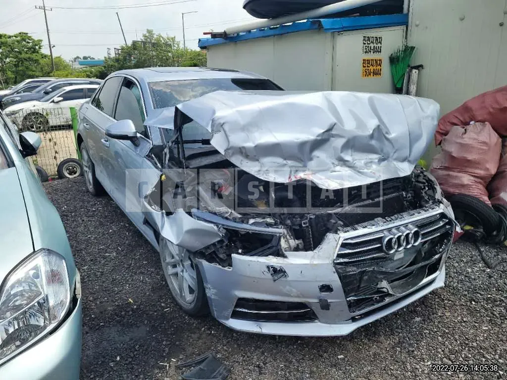 Photo 2 of 20: 2016 Audi A4 45 TFSI, VIN WAUZZZF40GA068716 — Korean insurance auction