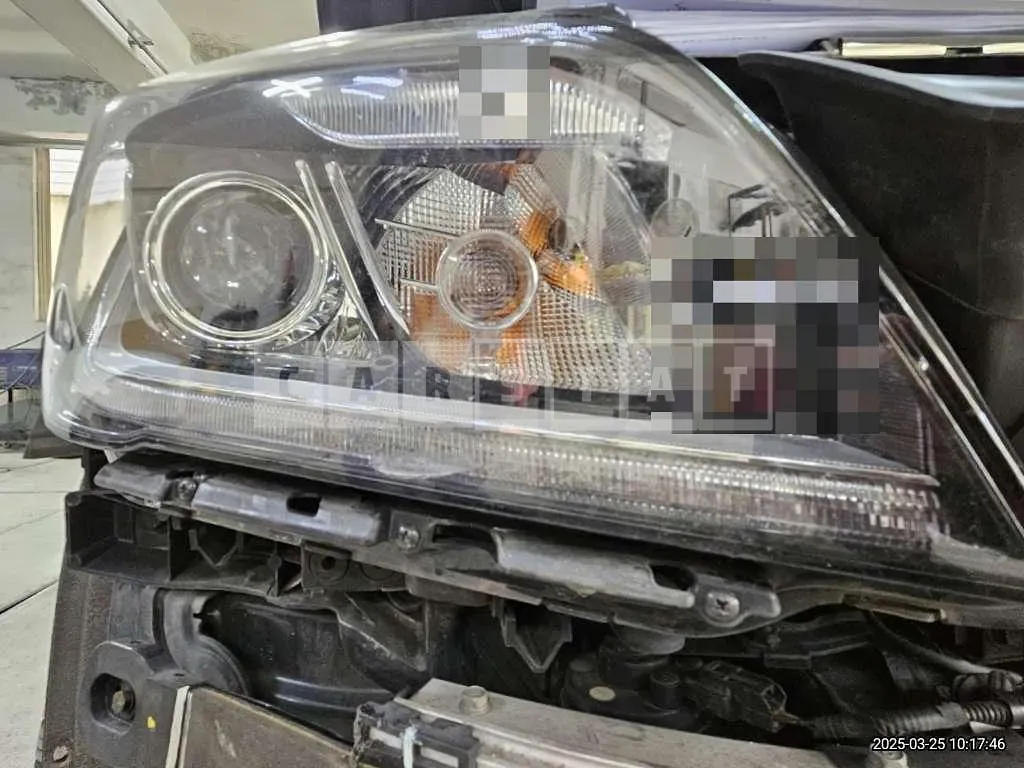 Photo 3 of 3: 2016 Genesis (parts) G80 Headlamp — Korean insurance auction