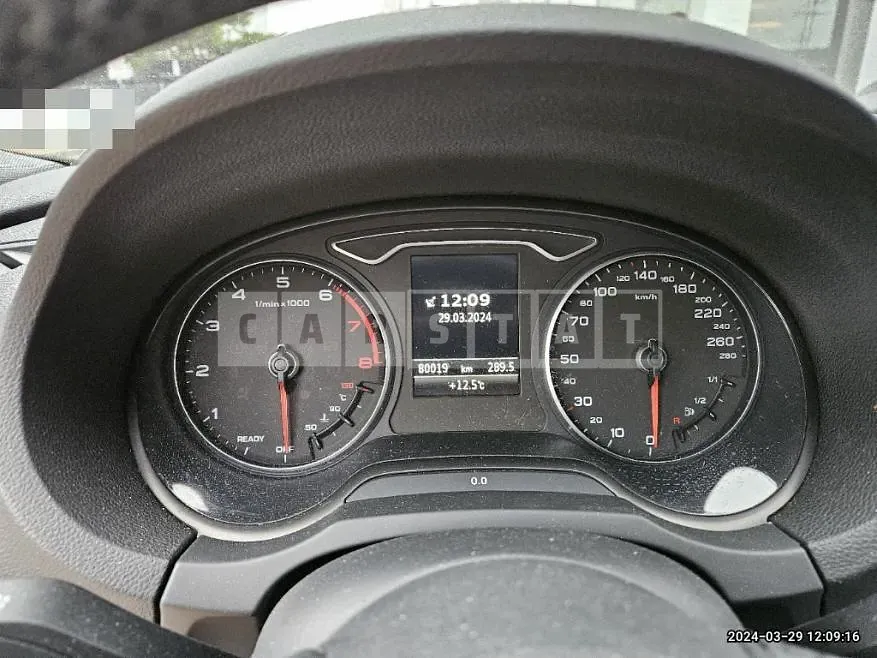 Photo 2 of 18: 2018 Audi A3 40 TFSI, VIN WAUZZZ8V1J1091936 — Korean insurance auction