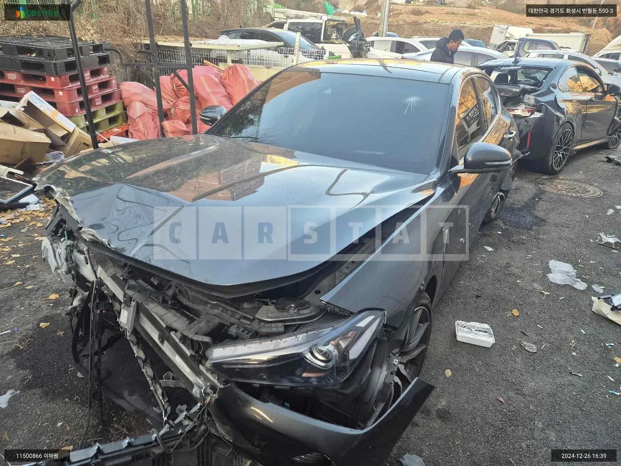 Photo 2 of 17: 2018 Genesis G70, VIN KMTG341ADKU029088 — Korean insurance auction