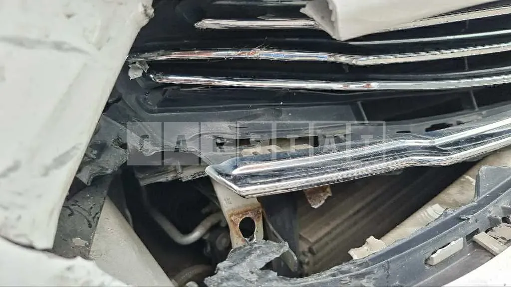 Photo 2 of 13: 2016 Ford Mondeo 2.0, VIN WF0DXXWPCGFM42647 — Korean insurance auction