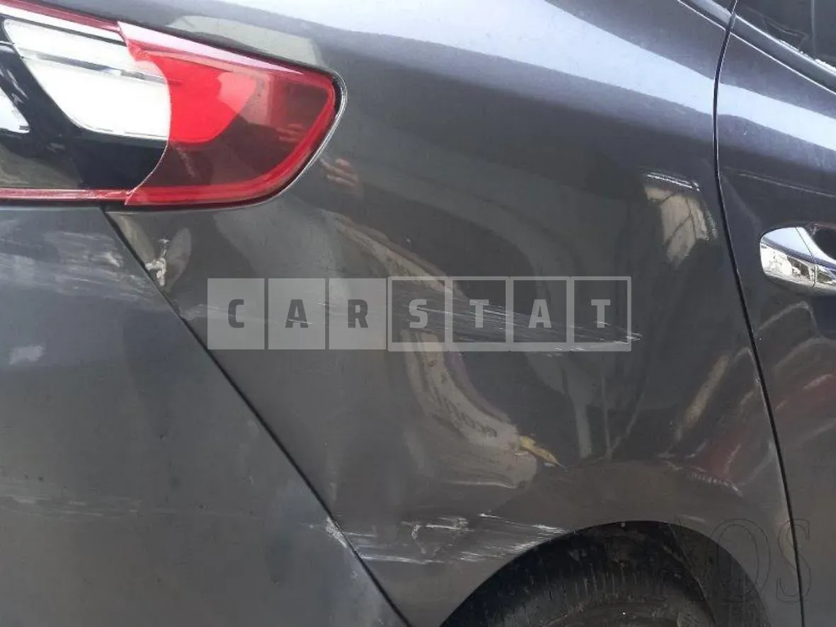 Photo 2 of 31: 2015 Kia K5 1.7 (Diesel), VIN KNAGX415GGA041575 — Korean insurance auction