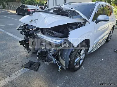 Photo 1 of 11: 2019 Hyundai Santa Fe — Korean insurance auction