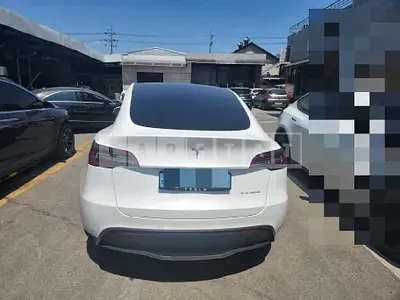 Photo 1 of 7: 2021 Tesla Model Y LongRange, VIN 5YJYGDEE7MF167764 — Korean insurance auction
