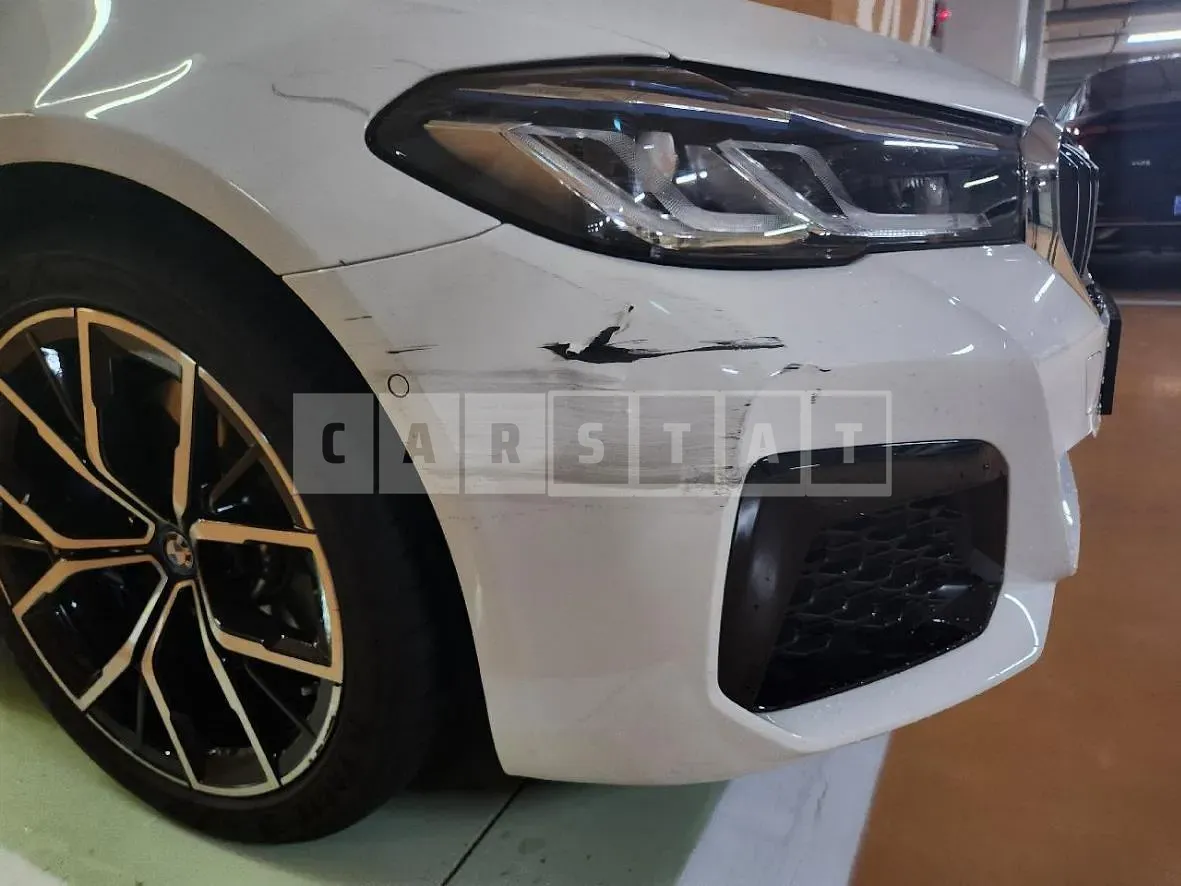 Photo 2 of 4: 2023 BMW (parts) 530e Light — Korean insurance auction