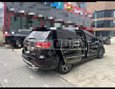 Photo 1 of 5: 2017 Kia Grand Carnival, VIN KNAMC81ABHS344622 — Korean insurance auction