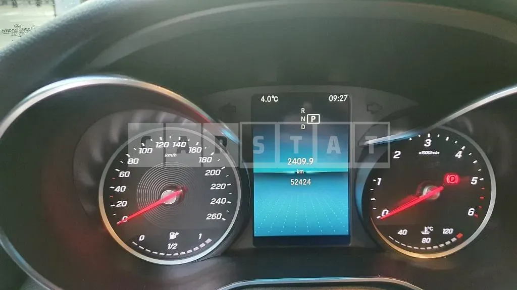 Photo 2 of 22: 2019 Mercedes-Benz C220d 4Matic, VIN WDDWF1FB5KR467636 — Korean insurance auction