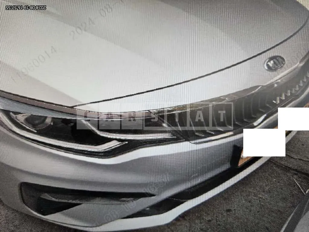 Photo 2 of 8: 2022 Kia K5 — Korean insurance auction
