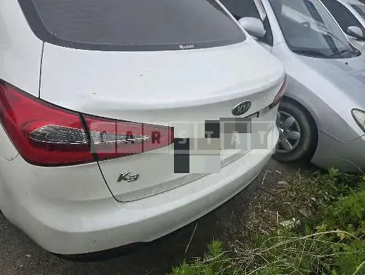 Photo 2 of 10: 2015 Kia Kz — Korean insurance auction