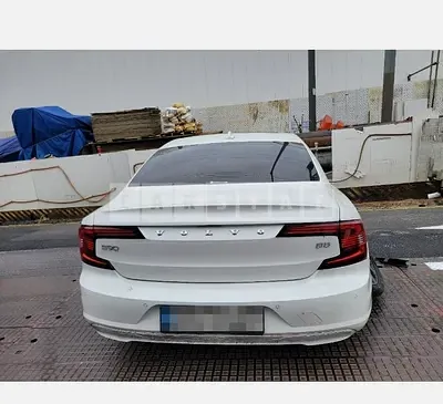 Photo 1 of 20: 2021 Volvo S90B5 — Korean insurance auction