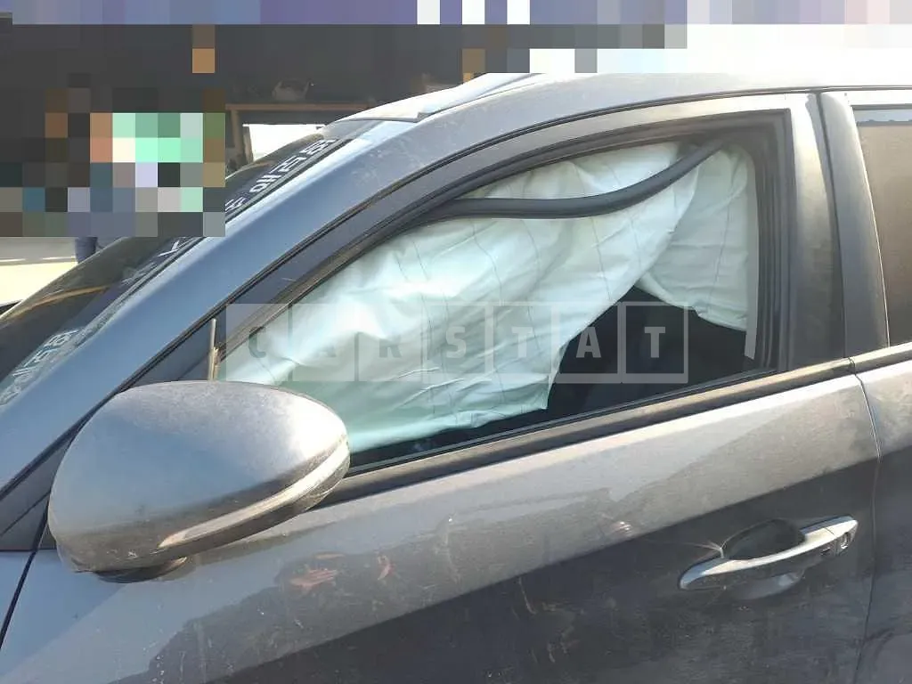 Photo 2 of 14: 2016 Hyundai Tucson 2.0 (4WD), VIN KMHJ381ADHU227653 — Korean insurance auction