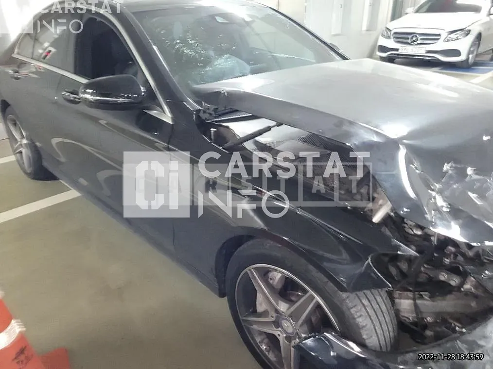 Photo 2 of 6: 2017 Mercedes-Benz C250 d 4Matic — Korean insurance auction