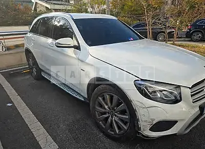 Photo 1 of 12: 2019 Mercedes-Benz GLC350 e 4Matic — Korean insurance auction