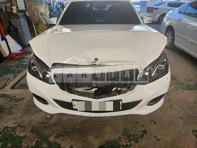 Photo 1 of 10: 2014 Mercedes-Benz E220 CDI — Korean insurance auction