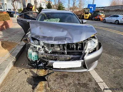 Photo 1 of 6: 2015 Lexus ES300h, VIN JTHBW1GG6F2079587 — Korean insurance auction