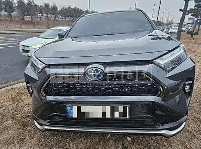 Photo 1 of 12: 2023 Toyota Lave 4 PHEV — Korean insurance auction