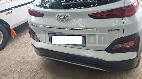 Photo 2 of 13: 2020 Hyundai Kona Electric, VIN KMHK381GFLU067939 — Korean insurance auction