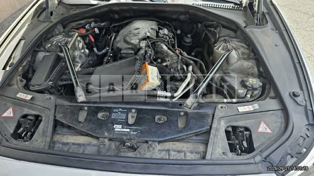 Photo 2 of 21: 2015 BMW 520d — Korean insurance auction