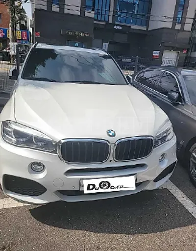 Photo 1 of 12: 2018 BMW X5 xDrive 30d, VIN WBAKS4106J0Y71556 — Korean insurance auction
