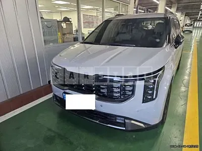 Photo 1 of 40: 2025 Kia Carnival — Korean insurance auction