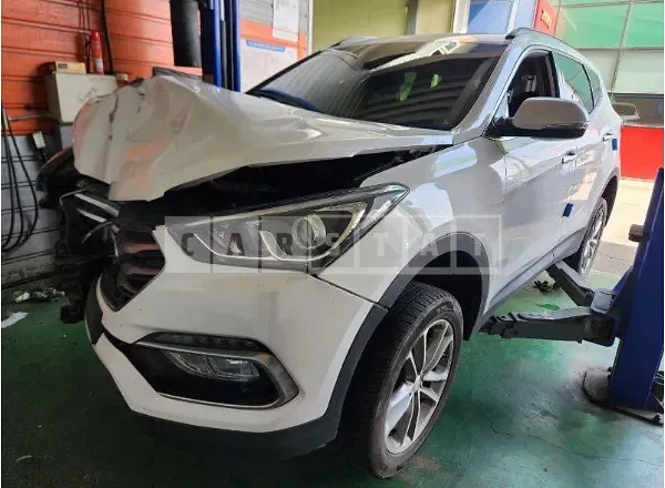 Photo 3 of 3: 2016 Hyundai Santa Fe — Korean insurance auction