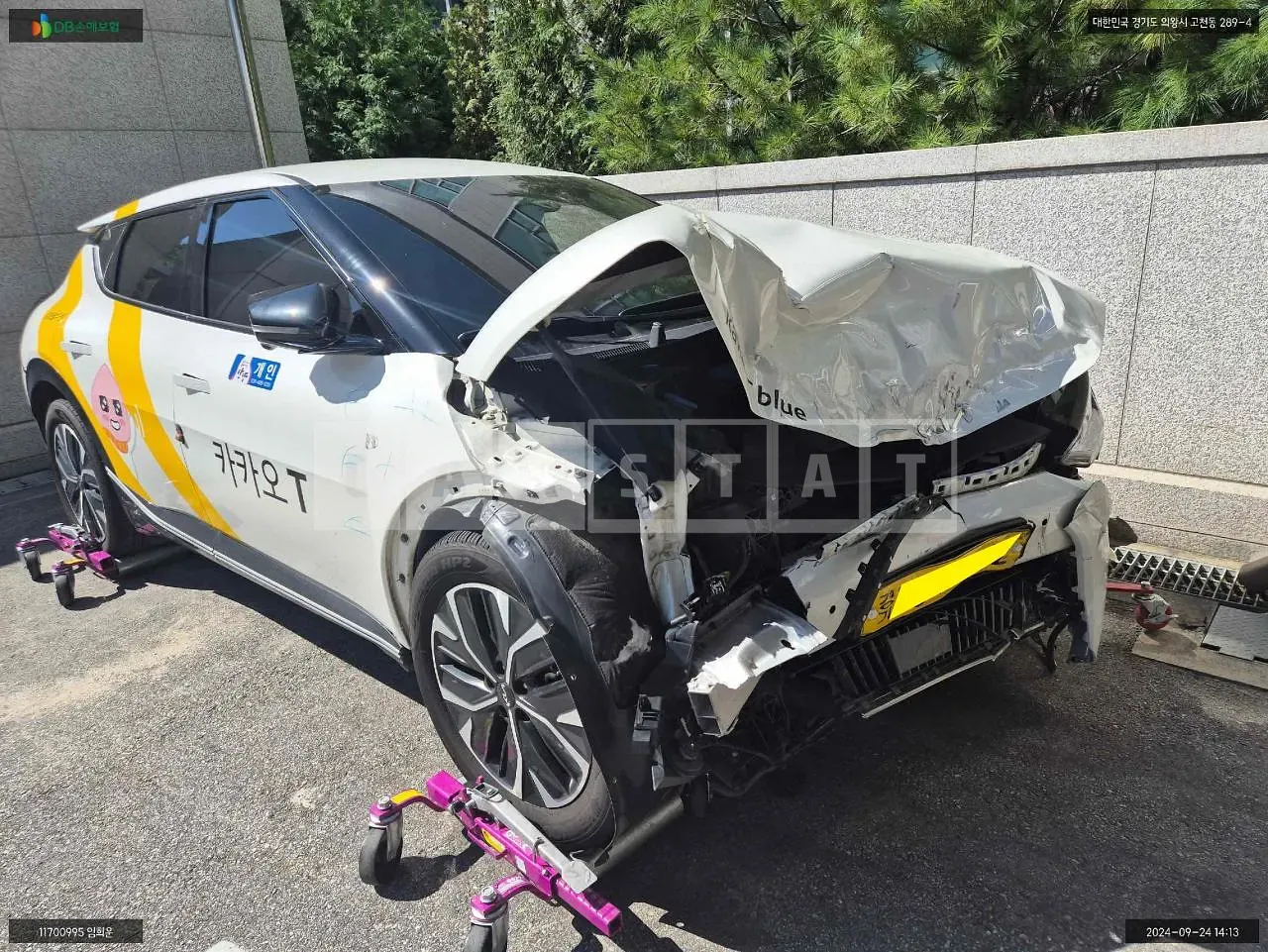 Photo 2 of 11: 2022 Kia EV6, VIN KNAC381AFNA051012 — Korean insurance auction