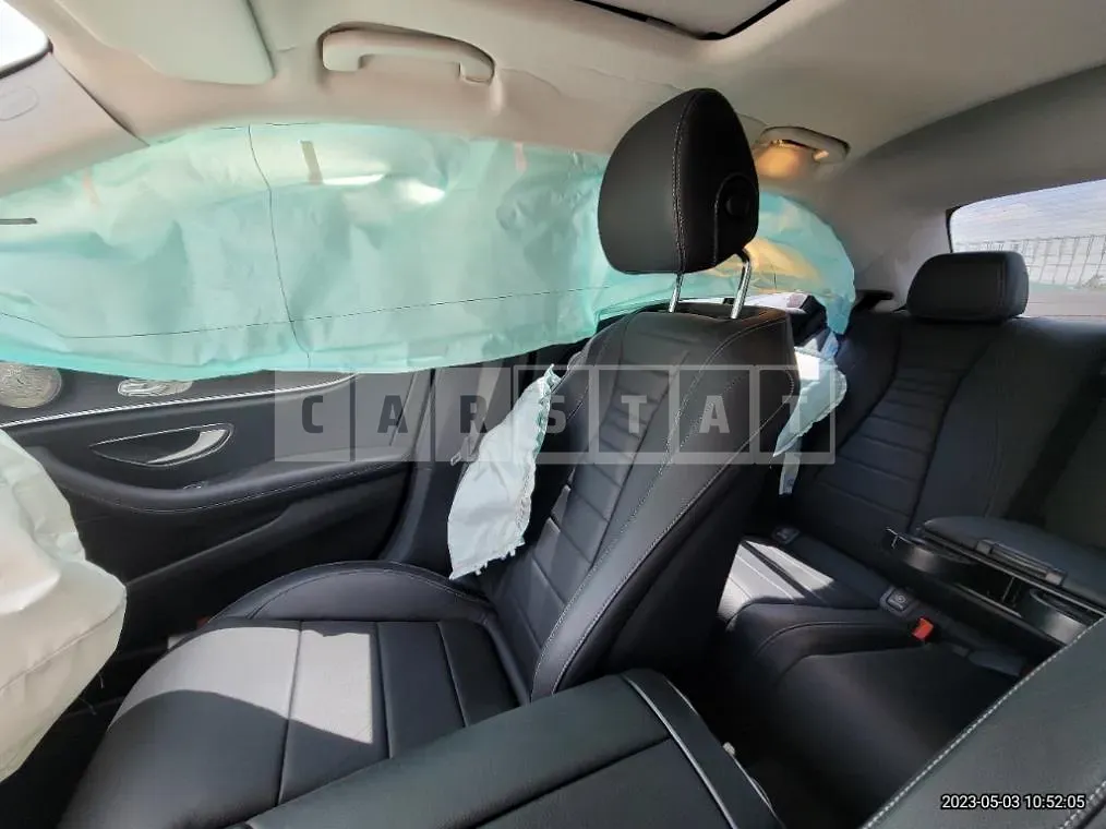 Photo 2 of 15: 2020 Mercedes-Benz E220 d — Korean insurance auction