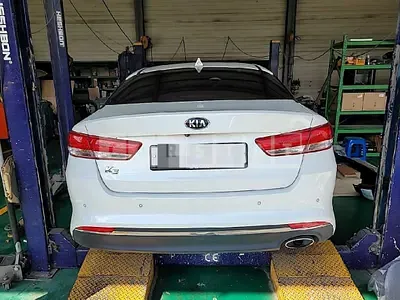 Photo 1 of 25: 2015 Kia K5 2.0 — Korean insurance auction
