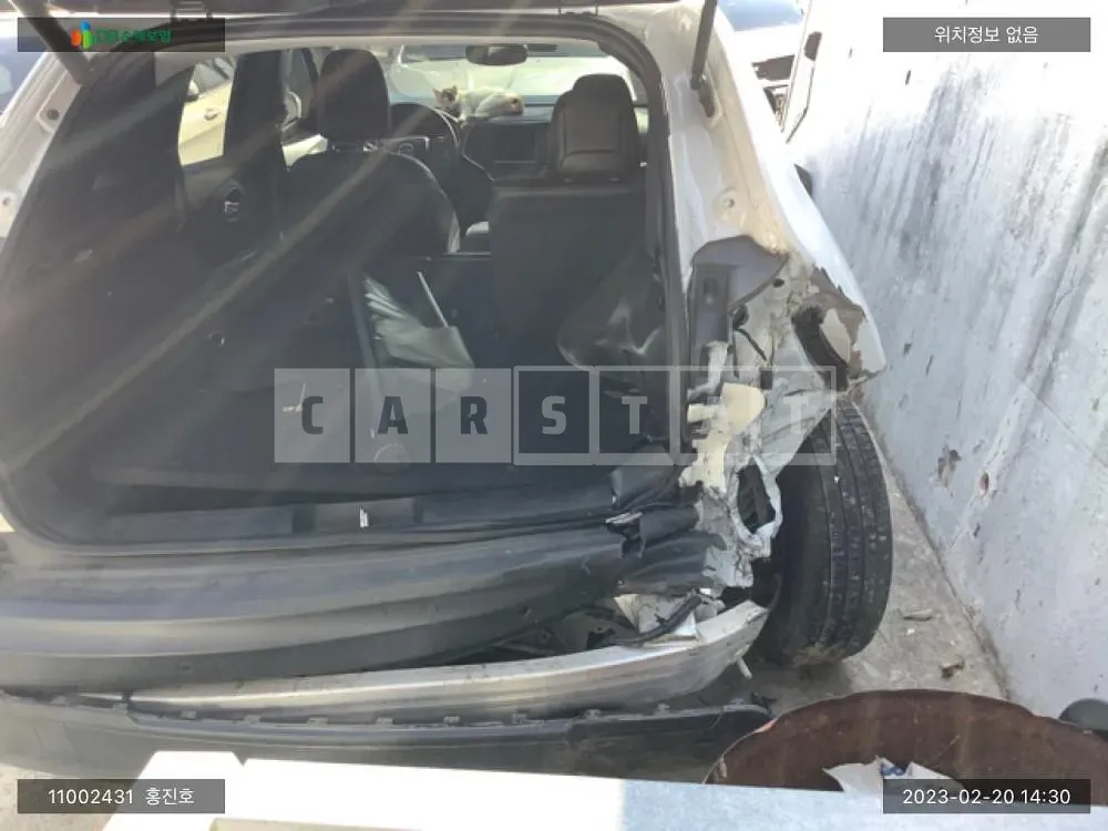 Photo 2 of 23: 2018 Jeep Cherokee, VIN 1C4PJMCB1KD329267 — Korean insurance auction