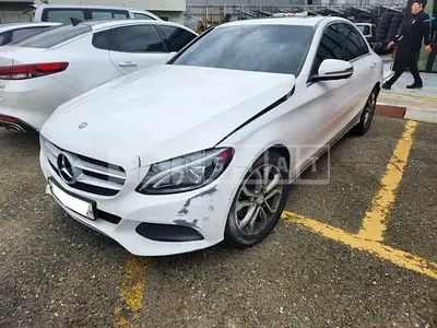 Photo 1 of 11: 2015 Mercedes-Benz C200, VIN WDDWF4CBXGF237587 — Korean insurance auction