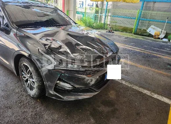 Photo 2 of 50: 2023 Kia K5, VIN KNAG341ABPA240352 — Korean insurance auction