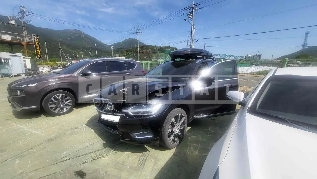 Photo 2 of 19: 2018 Volvo XC60D5 AWD, VIN YV1UZ68TCK1198897 — Korean insurance auction