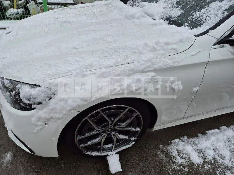 Photo 2 of 24: 2020 Mercedes-Benz E220d, VIN W1KZF0FB2MA907000 — Korean insurance auction