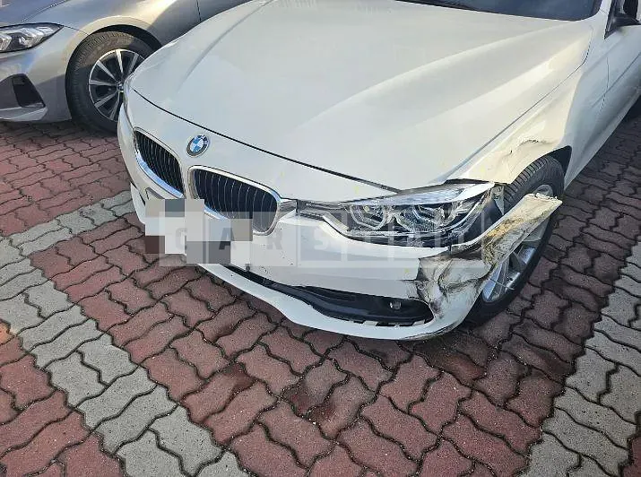 Photo 2 of 11: 2016 BMW 320d — Korean insurance auction
