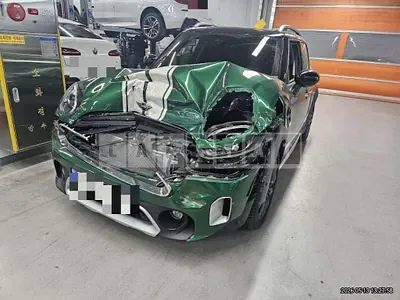 Photo 1 of 23: 2024 MINI Cooper Countryman — Korean insurance auction