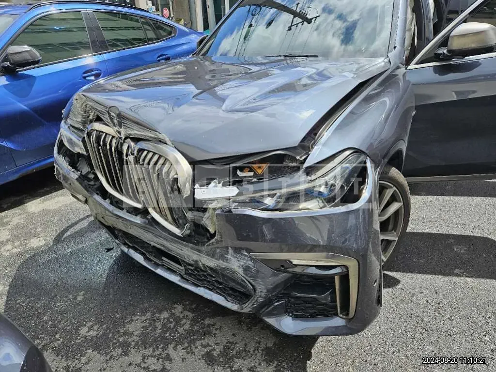 Photo 2 of 50: 2020 BMW X7 M50d — Korean insurance auction
